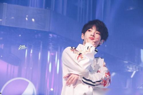 爱豆吃瓜娱乐酱周震南,爱豆吃瓜娱乐酱，揭秘娱乐圈幕后故事